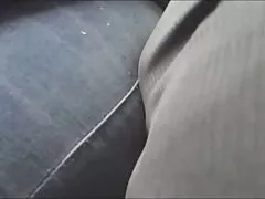 Người Anh milf Tammy được triệu tập xxx nguoi mau vn trong pantyhose và quần jean